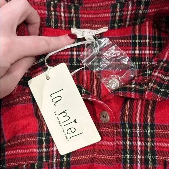 New with tags La Miel in size s, Blossom 90's Flannel in color Red - Picture 8 of 9
